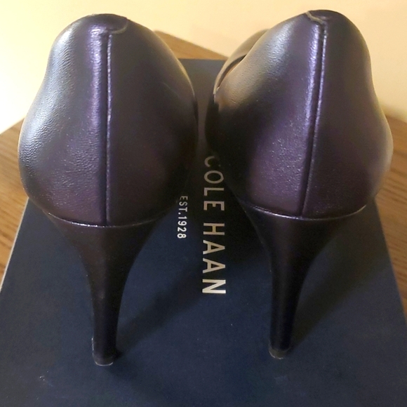 Women's Cole Haan Blue Metallic Heels - Picture 4 of 6